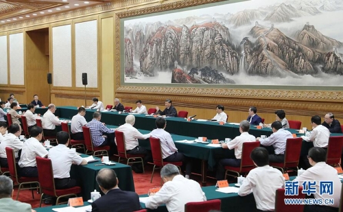 在科学家座谈会上的讲话